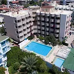 Amos Ξενοδοχείο Μαρμαρίς
