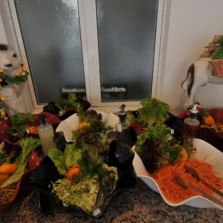 Amos Ξενοδοχείο 2*